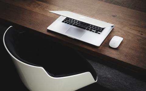 上海外贸网站建设的必备条件（了解上海外贸网站建设的关键因素）